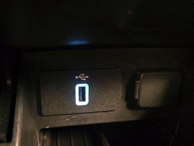 Photo of 2018 Magnetic Metallic Ford Explorer