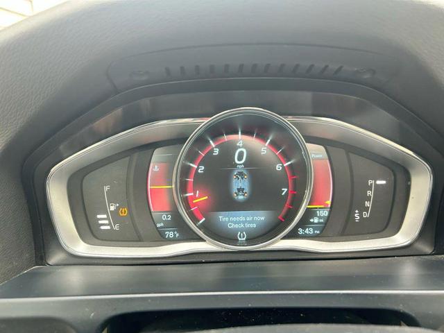 Photo of 2015 Blue Volvo S60