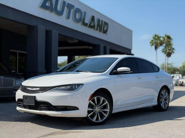 2015 Chrysler 200