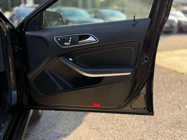 Photo of 2020 Black Mercedes-Benz GLA 250