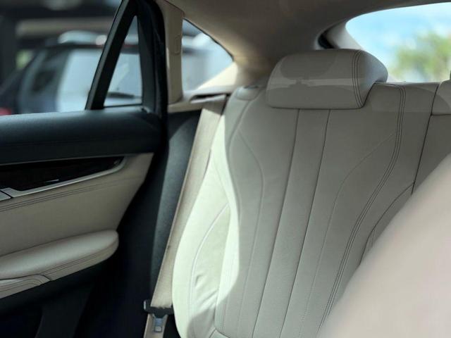 Photo of 2015 White Metallic BMW X6