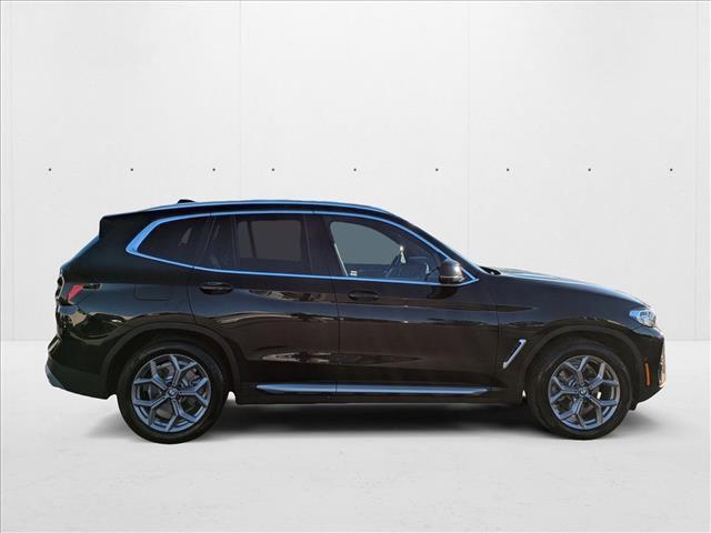 Photo of 2024 Black Sapphire Metallic BMW X3
