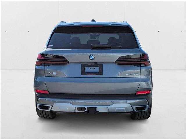 Photo of 2026 Skyscraper Grey Metallic BMW X5
