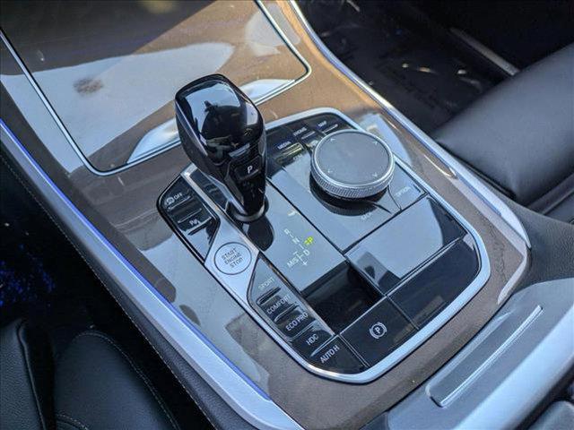 Photo of 2022 Alpine White BMW X5