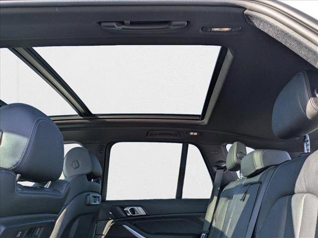 Photo of 2022 Alpine White BMW X5