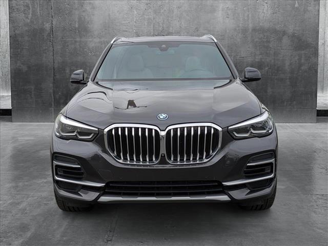 Photo of 2022 Dark Graphite Metallic BMW X5 PHEV