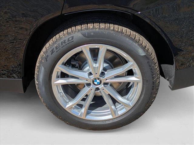 Photo of 2025 Black Sapphire Metallic BMW X3