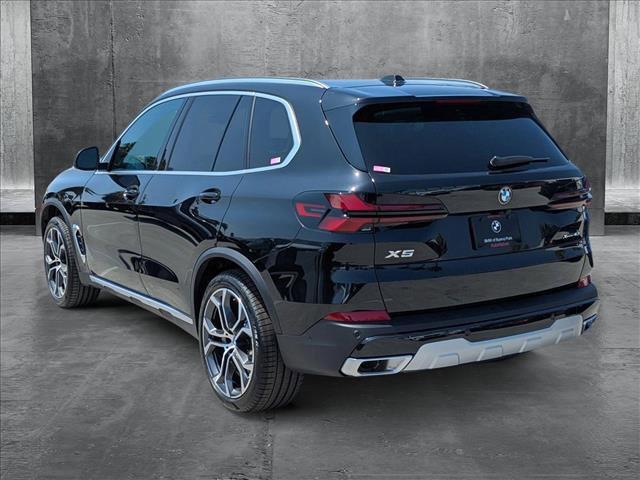 Photo of 2026 Black Sapphire Metallic BMW X5