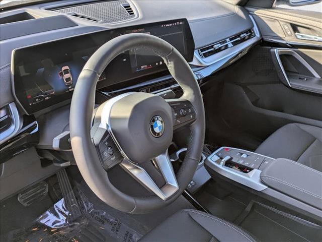 Photo of 2025 Alpine White BMW X2