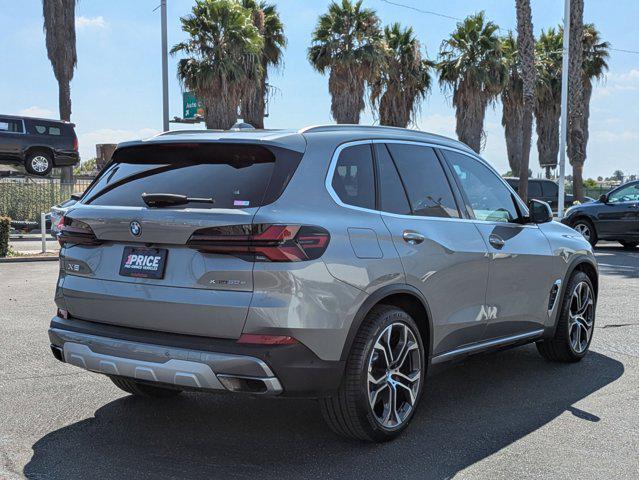 Photo of 2024 Skyscraper Grey Metallic BMW X5 PHEV
