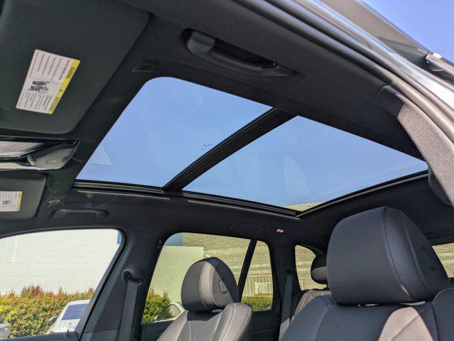 Photo of 2024 Skyscraper Grey Metallic BMW X5 PHEV