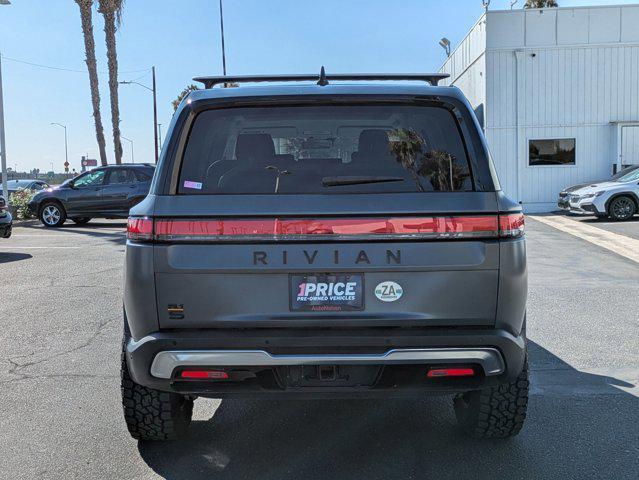 Photo of 2023 El Cap Granite Rivian R1S