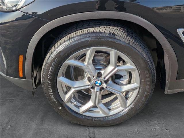 Photo of 2022 Jet Black BMW X3