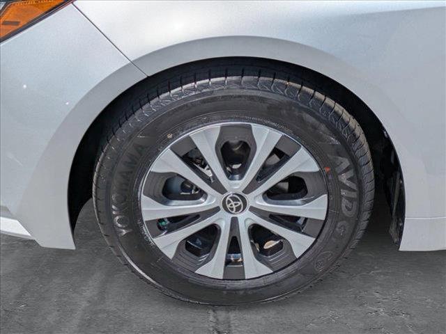 Photo of 2022 Silver/Gray Toyota Corolla Hybrid