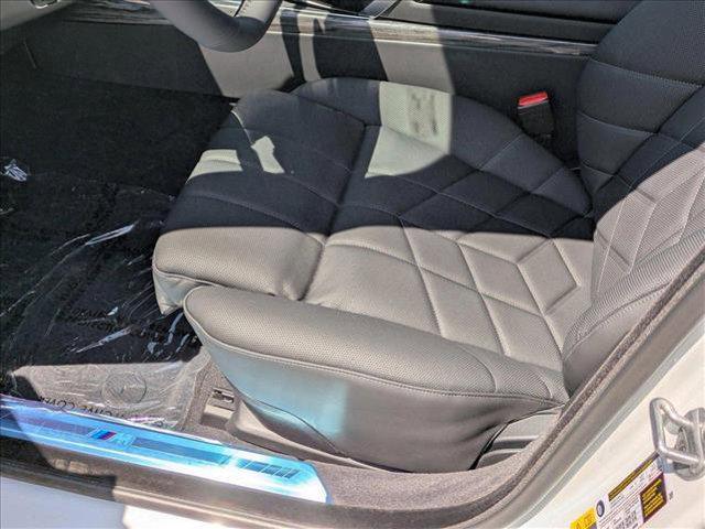 Photo of 2025 Mineral White Metallic BMW 750e