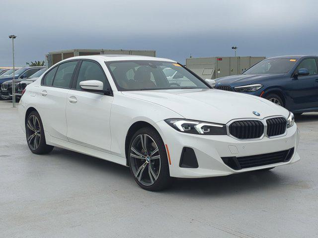 Photo of 2023 Alpine White BMW 330