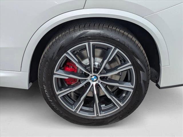 Photo of 2026 Mineral White Metallic BMW X5 PHEV