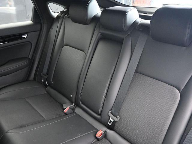 Photo of 2022 Pearl Gray Honda Civic