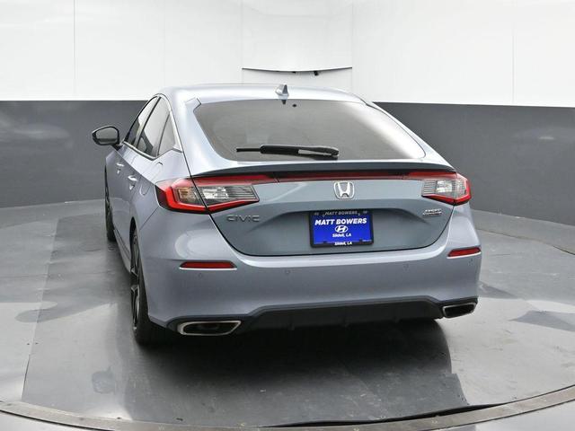 Photo of 2022 Pearl Gray Honda Civic