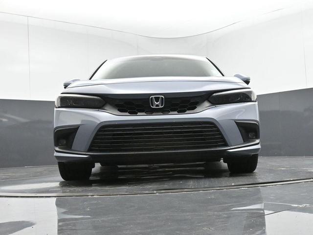 Photo of 2022 Pearl Gray Honda Civic