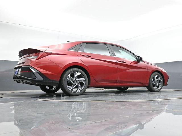Photo of 2024 Ultimate Red Hyundai ELANTRA