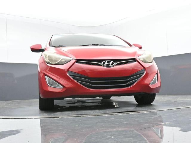 Photo of 2013 Volcanic Red Hyundai ELANTRA