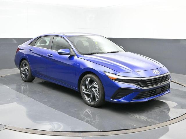 Photo of 2024 Intense Blue Hyundai ELANTRA