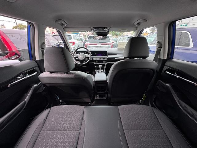 Photo of 2024 Neptune Blue Kia Seltos