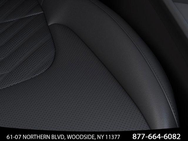 Photo of 2026 Glacial White Pearl Kia Sportage