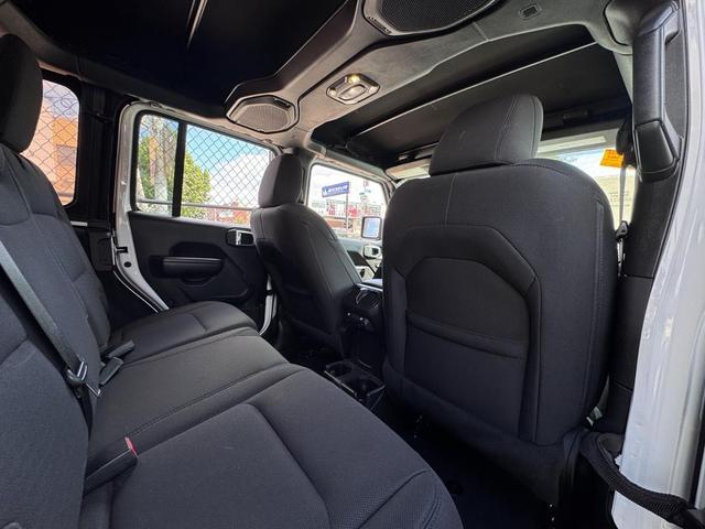 Photo of 2021 Bright White Clearcoat Jeep Wrangler Unlimited