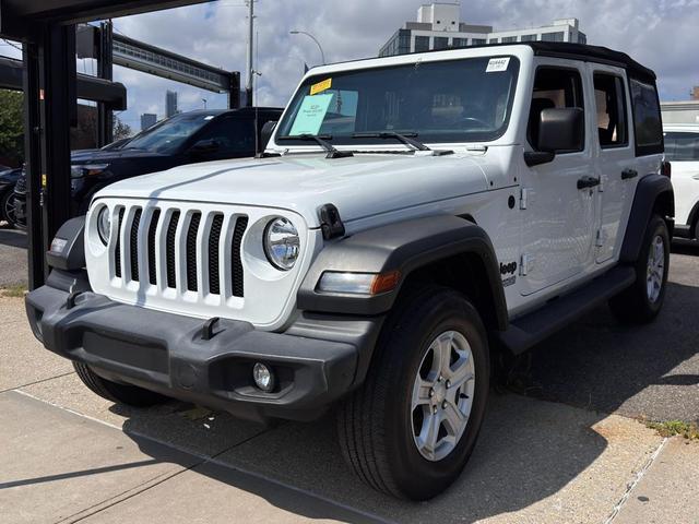 Photo of 2021 Bright White Clearcoat Jeep Wrangler Unlimited