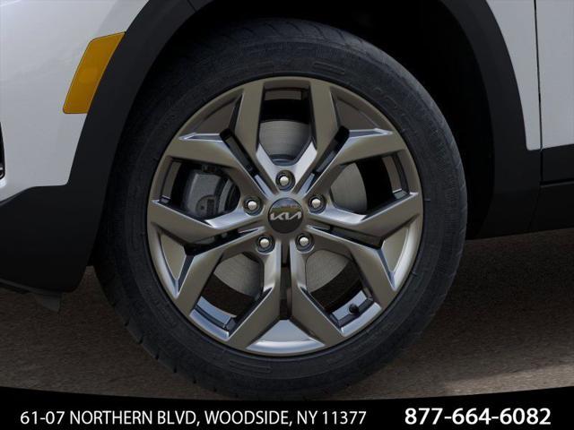 Photo of 2024 Snow White Pearl Kia Seltos