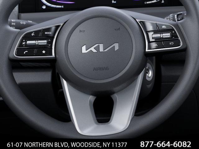 Photo of 2024 Snow White Pearl Kia Seltos