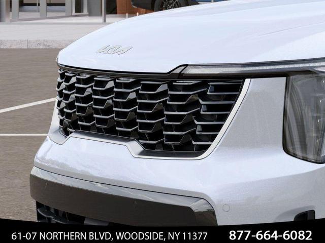 Photo of 2025 Glacial White Pearl Kia Sorento