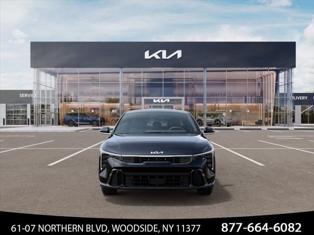 Photo of 2025 Aurora Black Pearl Kia K4