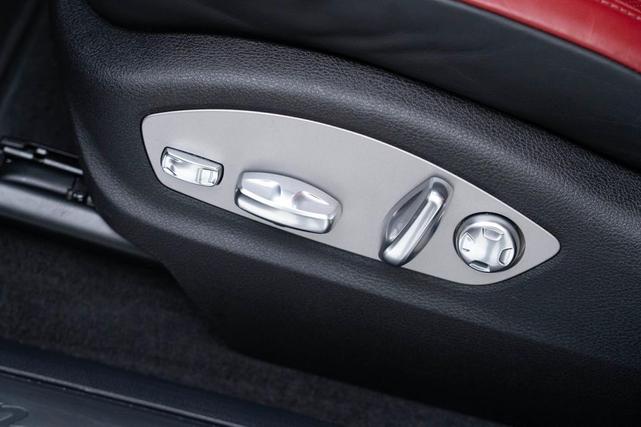 Photo of 2025 Volcano Grey Metallic Porsche Macan
