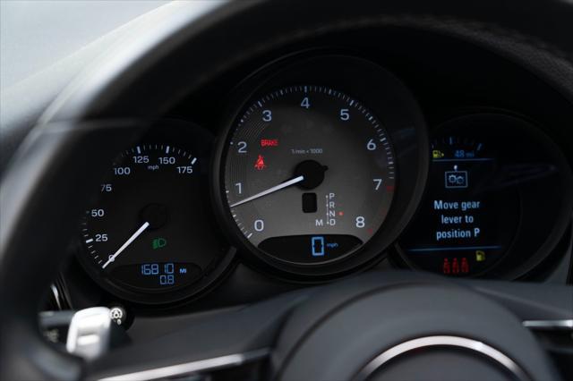 Photo of 2022 Carrara White Metallic Porsche Macan