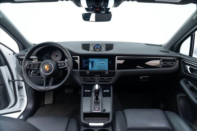 Photo of 2022 Carrara White Metallic Porsche Macan