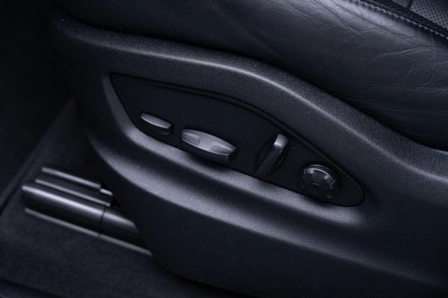Photo of 2024 Montego Blue Metallic Porsche Cayenne