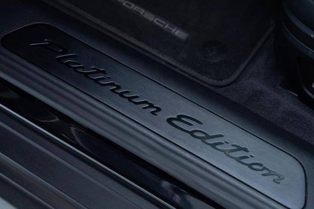 Photo of 2022 Jet Black Metallic Porsche Panamera