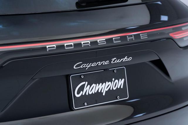 Photo of 2019 Black Porsche Cayenne