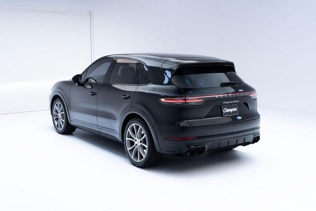 Photo of 2019 Black Porsche Cayenne