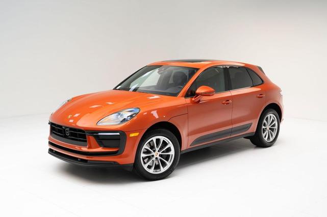 Photo of 2024 Papaya Metallic Porsche Macan