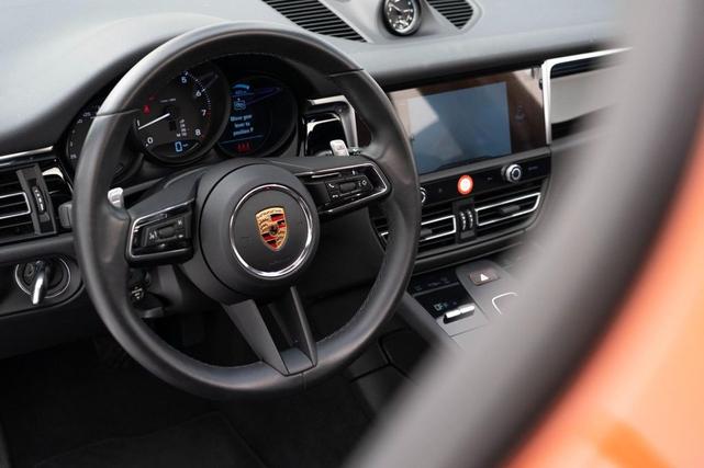 Photo of 2024 Papaya Metallic Porsche Macan