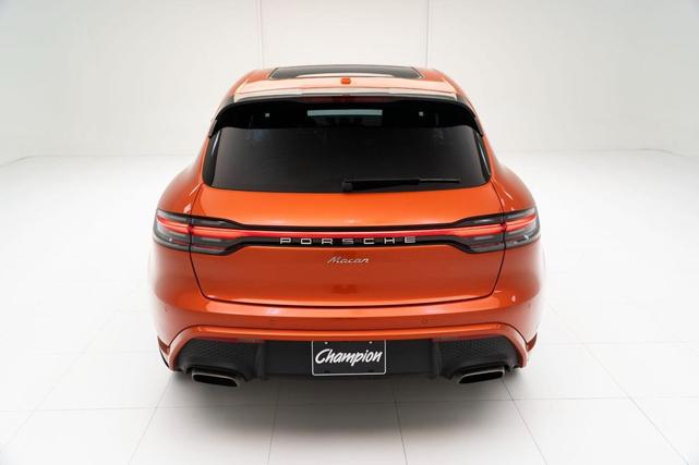 Photo of 2024 Papaya Metallic Porsche Macan