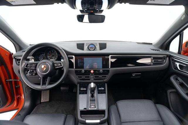 Photo of 2024 Papaya Metallic Porsche Macan