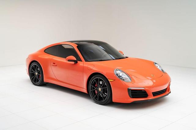 Photo of 2017 Lava Orange Porsche 911
