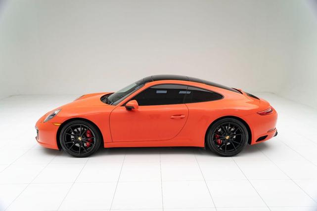 Photo of 2017 Lava Orange Porsche 911