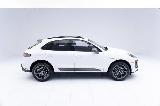 Photo of 2024 White Porsche Macan