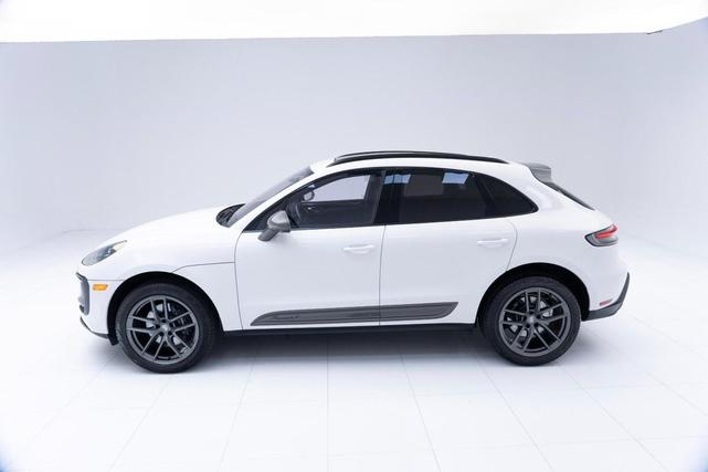 Photo of 2024 White Porsche Macan